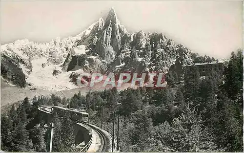 Cartes postales moderne Chamonix Train du Montenvers et Aiguille du Dru Funiculaire