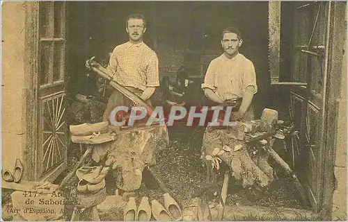 Cartes postales moderne Atelier de Sabotiers (Arrt d'Espalion)