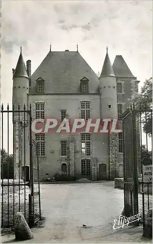 Cartes postales moderne Bellegarde du Loiret (Loiret) Le Chateau (Monument His) XIVe S