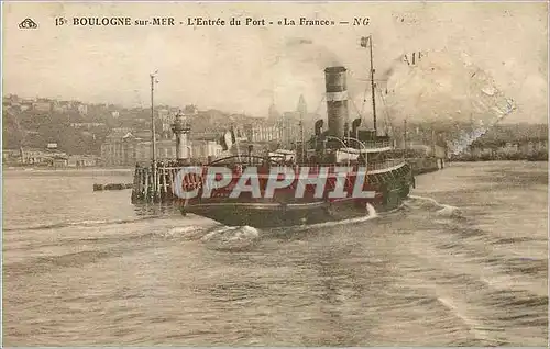 Cartes postales Boulogne sur Mer L'Entree du Port La France Bateau