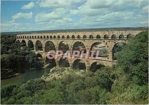 Cartes postales moderne Pont du Gard Vue Generale