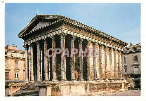 Cartes postales moderne Nimes La Maison Carree XIIe Siecle av JC