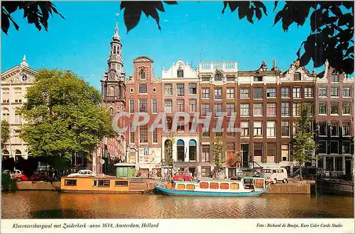 Cartes postales moderne Amsterdam Holland Kloveniersburgwal met Zuiderkerk anno 1614 Bateaux