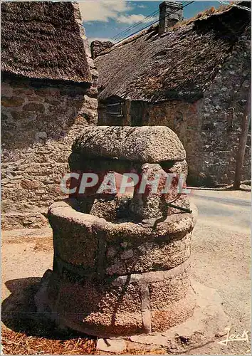 Cartes postales moderne Couleurs de Bretagne Vieux puits en Pierre de la Bretagne Interieure