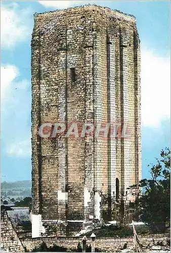 Cartes postales moderne Loudun (Vienne) Tour Carree de Foulques Nerra (Monument Historique XIIe S)