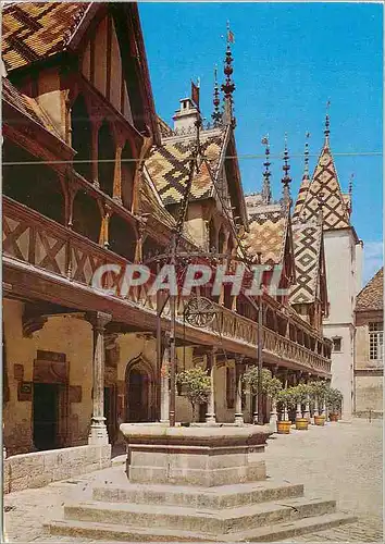 Cartes postales moderne Beaune (Cote d'Or) Hotel Dieu Le Grand Corps de Logis et le Puits