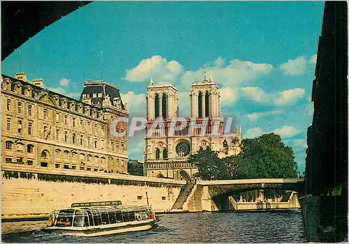 Moderne Karte Paris La Seine devant Notre Dame Bateau