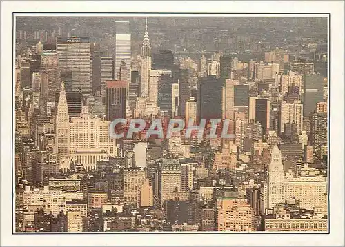 Cartes postales moderne New York vue de Manhattan devant nous la plus Grande Ville des Etats Unis Deploie sa Puissance