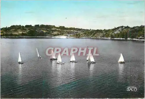 Cartes postales moderne La Creuse Pittoresque Regates sur le Lac d'Eguzon Bateaux