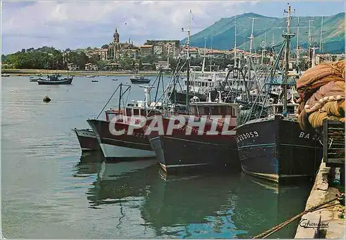 Moderne Karte Hendaye Frontiere Franco Espagnole le Port dans le Fond Fontarabie (Espagne) Bateaux de peche