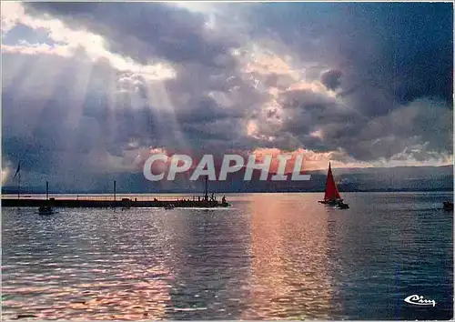 Moderne Karte Evian les Bains (Hte Savoie) Coucher de Soleil sur le Lac Bateau Voilier