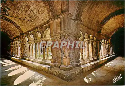 Cartes postales moderne Arles (Bouches du Rhone) En Provence Le Cloitre Saint Trophime (XIIe Siecle) Les Galeries Nord e