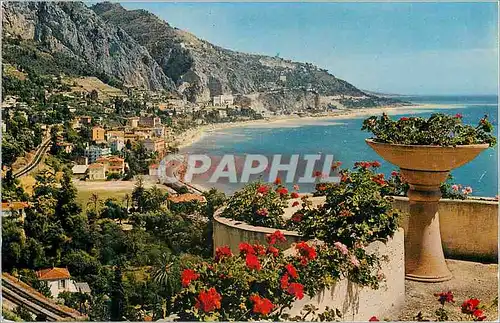 Cartes postales moderne Menton (A M) Les Sites Merveilleux de La Cote d'Azur Vue sur Garavan la frontiere