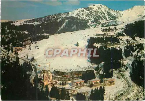 Cartes postales moderne Le Collet d'Allevard (Isere) altitude de 1450 a 2000 m Vue Generale au fond Pistes du Super Coll