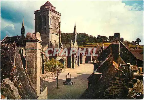 Cartes postales moderne Locronan (Finistere) La Bretagne Couleurs Ensemble de la Place et les Vieilles Maisons des Lisse