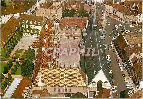 Cartes postales moderne Beaune (Cote d'Or) au Pays des Grands Crus Vue Aerienne de l'Hotel Dieu fonde en 1443 par Nicola