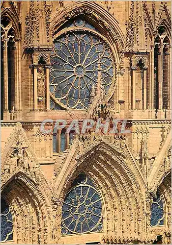Cartes postales moderne Reims La Cathedrale (XIIIe Siecle) Detail de la facade Les Roses et le Couronnement de la Vierge