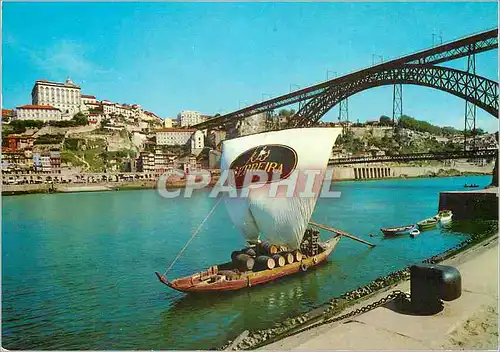 Moderne Karte Porto (Portugal) Le Douto Bateau Rabelo et vue Partielle de la Ville