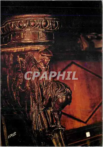 Cartes postales moderne Saint Bertrand de Comminges (Hte Garonne) Un Accoudoir de Stalle (1535) Representant la Fustigat