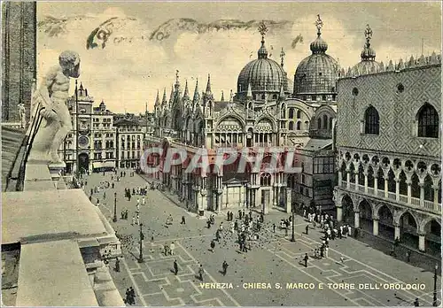 Cartes postales moderne Venezia Chiesa S Marco e Torre Dell'Orologio l'Eglise de St Marc et la Tour de l'Horloge