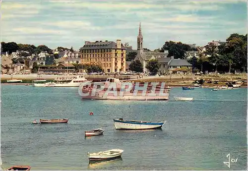 Cartes postales moderne Benodet (Finistere) la Bretagne en Couleurs l'Eglise et le Grand Hotel le Passage des Vedettes d