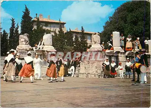 Cartes postales moderne Fete Provencale en Arles les Belles Images de Provence Folklore