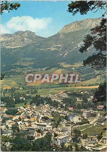 Cartes postales moderne Villard de Lans (Isere) alt 1050m les Alpes Touristiques Vue Generale et le Col de l'Arc (1736m)