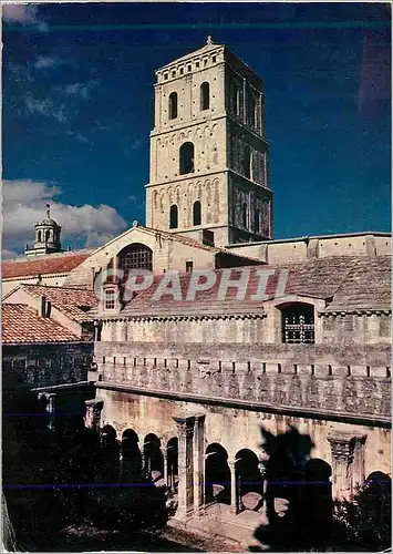 Cartes postales moderne Arles (Bouches du Rhone) en Provence l'Eglise Saint Trophime Ancienne Cathedrale et le Cloitre