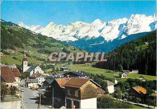 Cartes postales moderne Le Grand Bornand (Haute Savoie) Vue Generale et la Chaine des Aravis