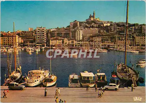 Cartes postales moderne Marseille (B du R) Reflets de Provence le Quai du Port et Notre Dame de la Garde Bateaux