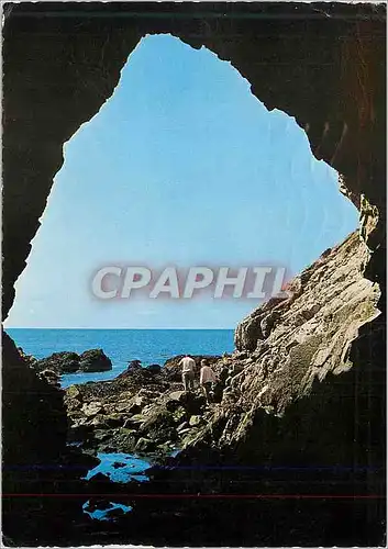 Cartes postales moderne En Bretagne sur la Cote Sauvage Grotte des Korrigans