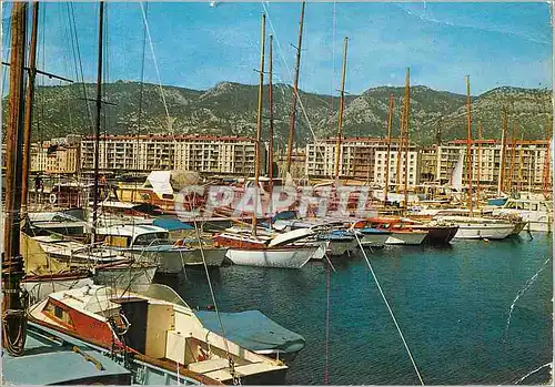 Moderne Karte Toulon (Var) La Cote d'Azur Pays du Soleil Voiliers et Hors Bord dans le Port Montagne du Faron