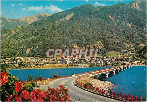 Cartes postales moderne Savines le Lac (800 m) Serre Poncon Les Hautes Alpes Le Pont (925 m de Long)