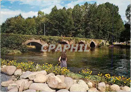 Cartes postales moderne La Correze Pittoresque Vallee de la Vezere Pont de Saillant