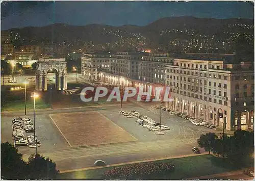 Cartes postales moderne Genes (Genoa) La Nuit Place de la Victoire