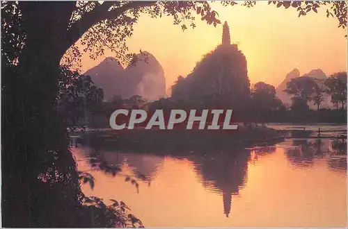 Cartes postales moderne Pagoda (Chine) Hill in the Evening