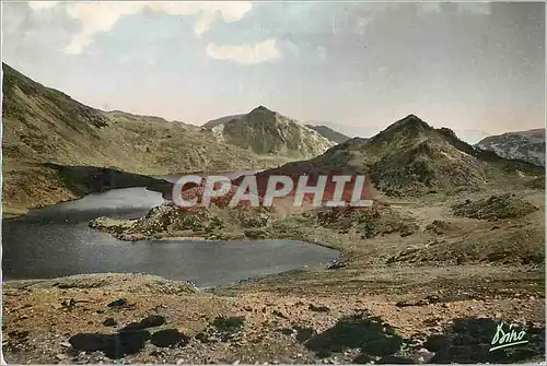 Cartes postales moderne Font Romeu Station d'ete et d'Hiver Alt 1800 m (Pyr Or) Massif du Carlitte (2921 m) Etangs de So