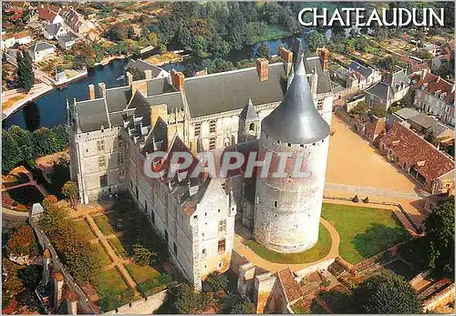 Cartes postales moderne Chateaudun (Eure et Loire) la Vallee du Loir Vue Aerienne du Chateau au Premier Plan le Donjon d