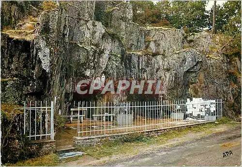 Cartes postales moderne Callac en Plumelec Grotte de Notre Dame de Lourdes au Pied du Calvaire
