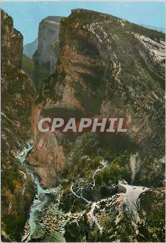 Cartes postales moderne Le Grand Canyon du Verdon l'Entree du Grand Canyon et a droite la Route d'Acces au Point Sublime