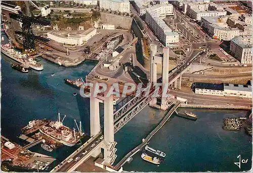 Cartes postales moderne Brest (Finistere) La Bretagne en Couleurs Le Pont Levant Bateaux