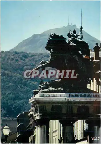 Cartes postales moderne Clermont Ferrand (Puy de Dome) la Statue de Vercingetorix face au Puy de Dome (1465m)
