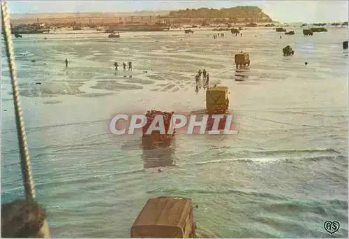 Cartes postales moderne Debarquement en Normandie Arrivee des Renforts Allies sur une Tete de pont en Normandie Militari