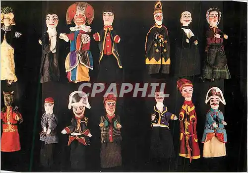 Cartes postales moderne Paris Musee National des Arts et Traditions Populaires Marionnettes a Gaine provenant de theatre