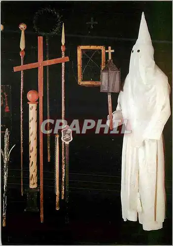 Cartes postales moderne Paris Musee National des Arts et Traditions Populaires Costume et attribus Processionnels de Pen