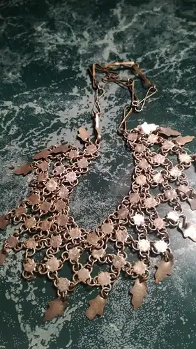 Anike Orientalische Kette
Collier der Kuchi-Nomaden