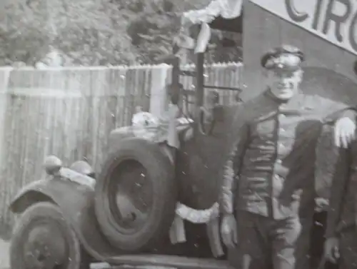 tolles altes Foto - Zirkus Töff ??  Circus-Töff! - LKW mit Tigerbild - 1935