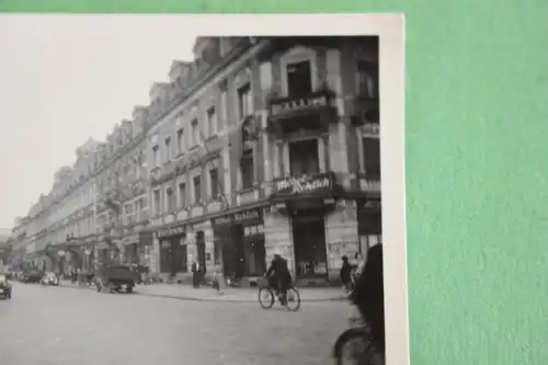 tolles altes Foto - Gebäude - Möbel Rehlich ?? Rehsich ?? Strasse - 50-60er Jahr