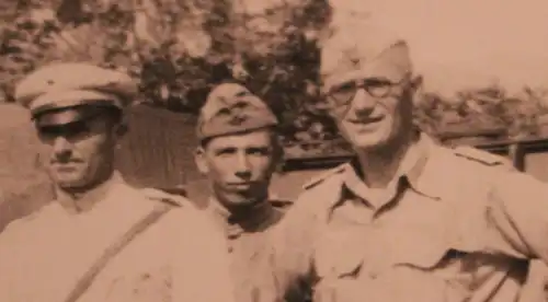 tolles altes Foto - deutsche und bulgarische Soldaten 1941