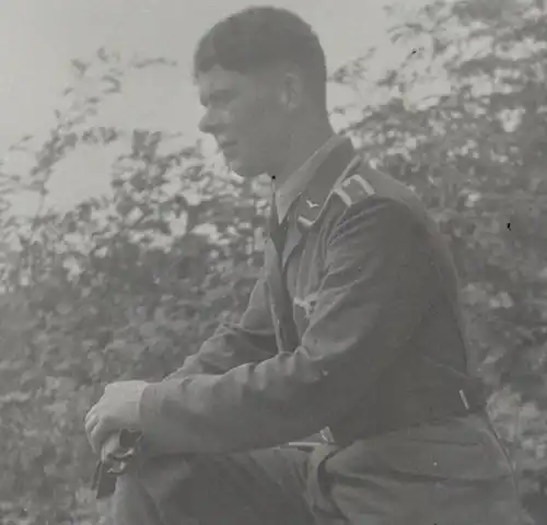 tolles altes Negativ - Portrait eines Soldaten der Luftwaffe